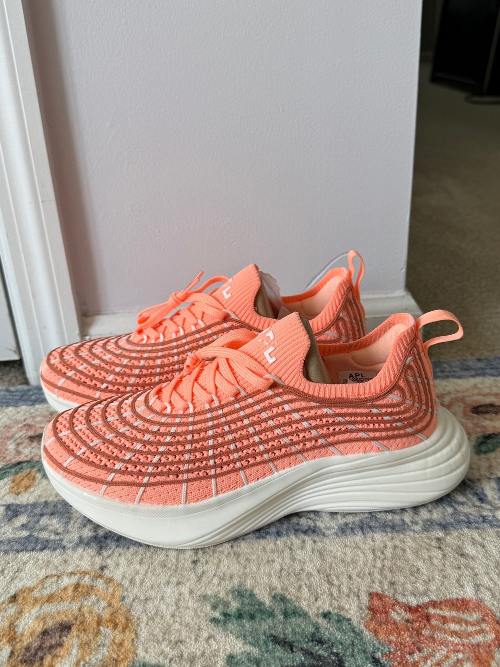 APL TechLoom Zipline Neon Peach Terracotta Ivory Sneakers | Women’s 7 - Picture 1 of 6